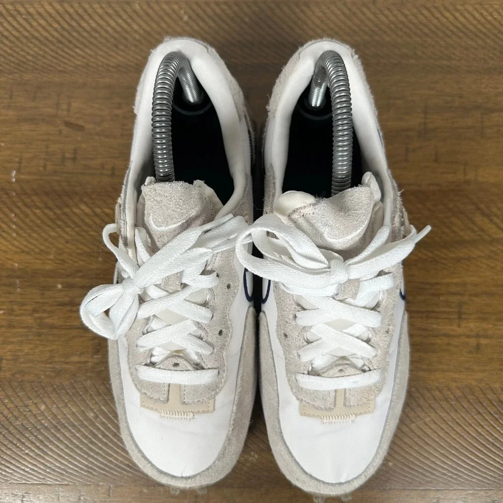 Nike Sneakers Womens 7 White Sanddrift Fontanka Waffle Running Gym Shoes